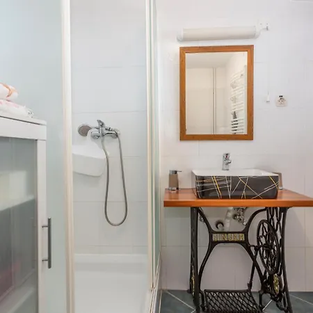 Apartmán Gorgeous In With Kitchen